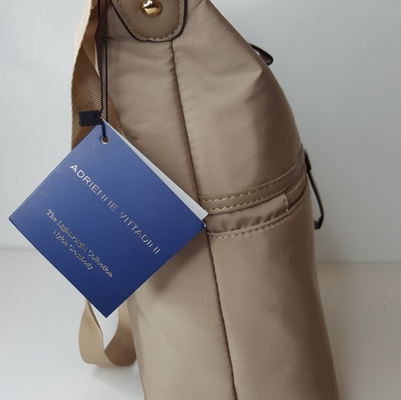 Adrienne Vittadini Nylon cross body bag - Picture 9 of 11